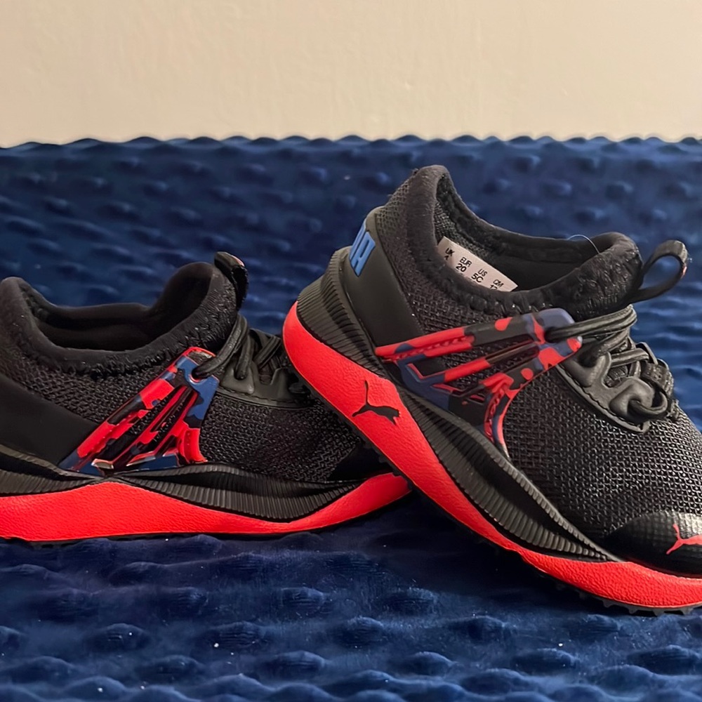 Brand New Puma Tennis Shoes